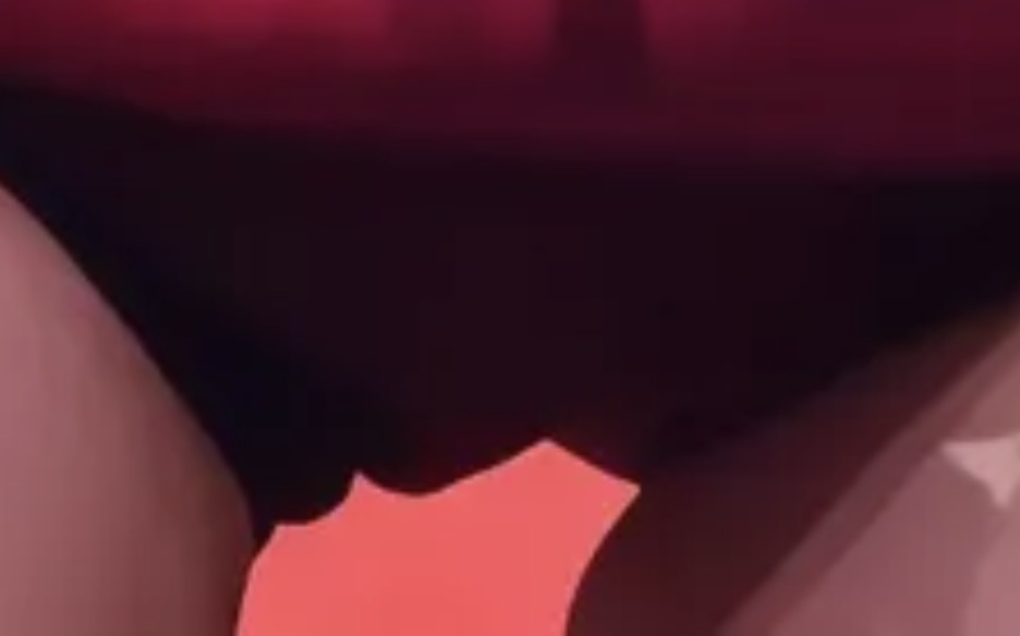 말려올라간 빨간 원오프숄더 원피스 속바지 Y존 아이브 장원영